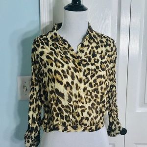 NWT Mine Leopard Print Cropped Button Down Blouse Top Size Small